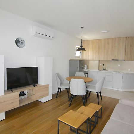 Apartments Lora Zmajeva, 7 ブドヴァ エクステリア 写真