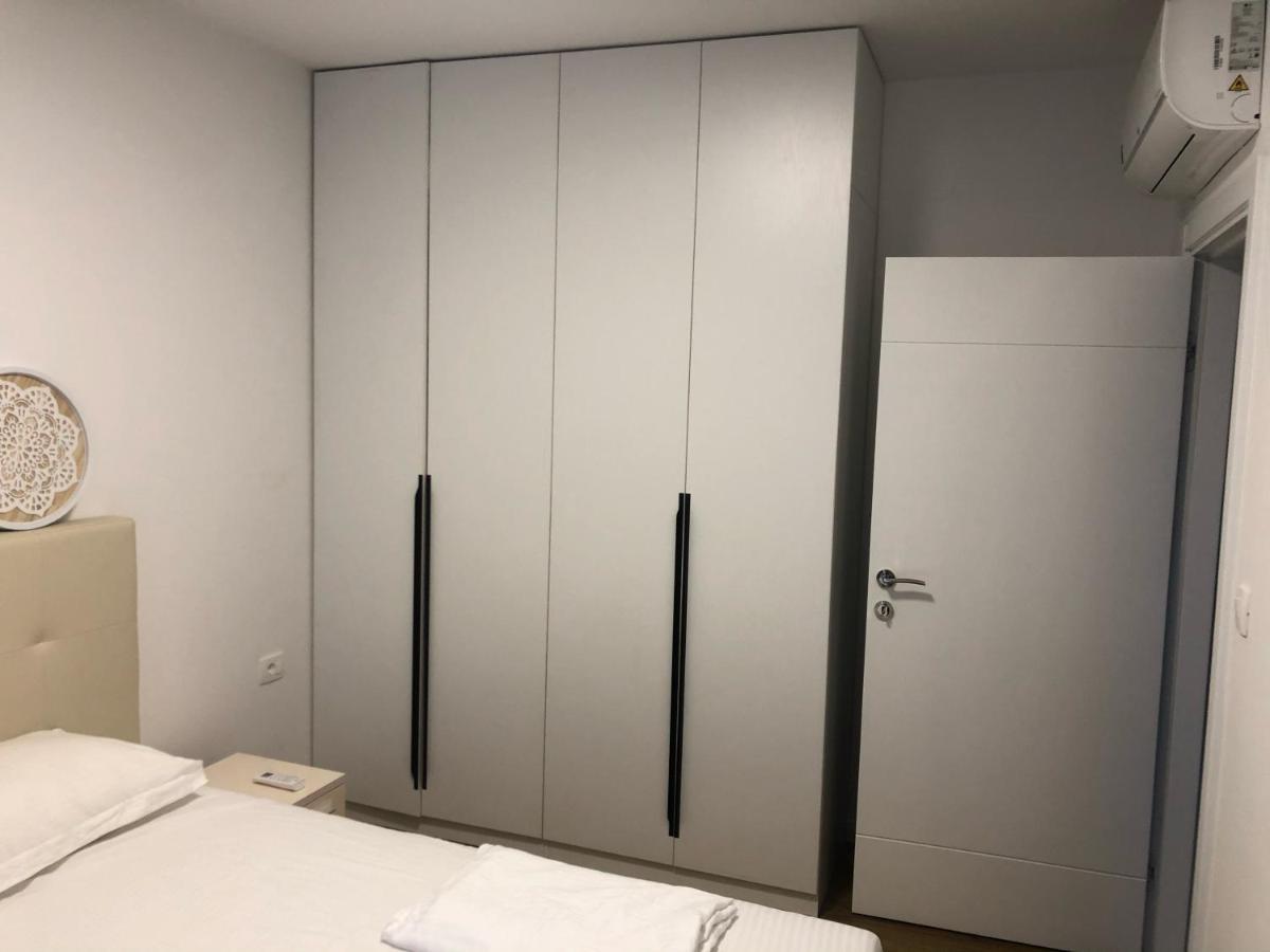 Apartments Lora Zmajeva, 7 ブドヴァ エクステリア 写真