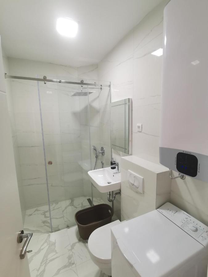 Apartments Lora Zmajeva, 7 ブドヴァ エクステリア 写真