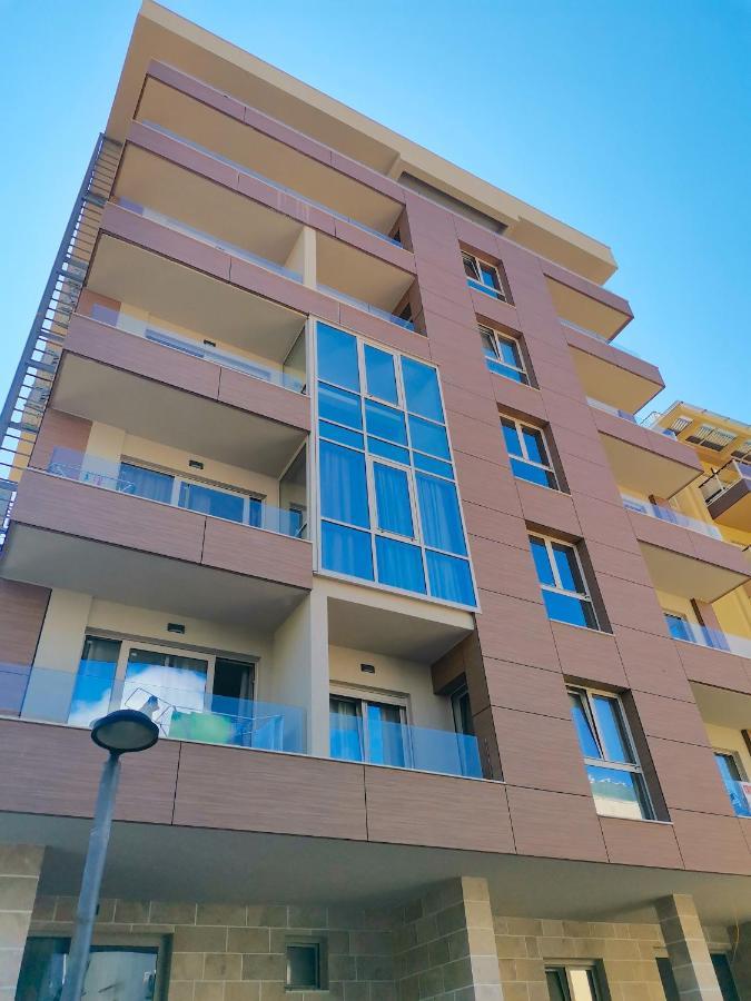 Apartments Lora Zmajeva, 7 ブドヴァ エクステリア 写真