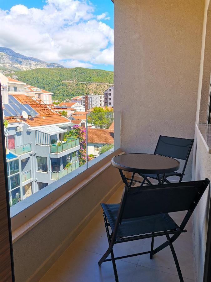 Apartments Lora Zmajeva, 7 ブドヴァ エクステリア 写真