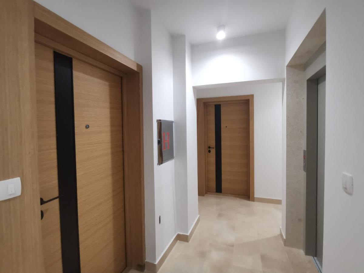 Apartments Lora Zmajeva, 7 ブドヴァ エクステリア 写真