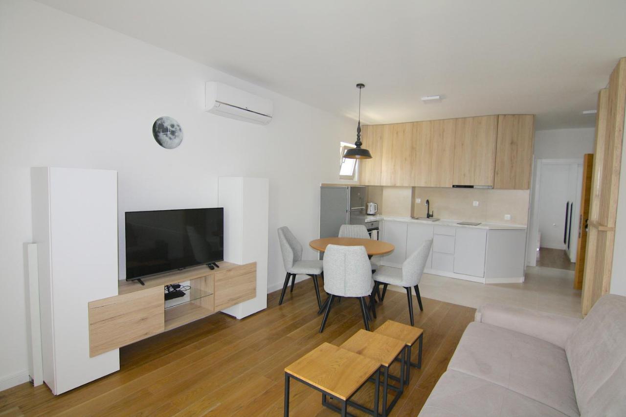Apartments Lora Zmajeva, 7 ブドヴァ エクステリア 写真