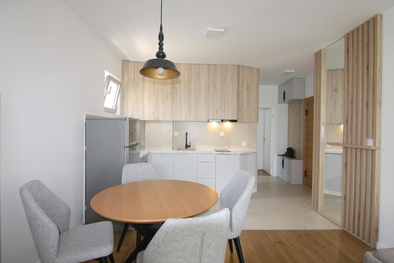 Apartments Lora Zmajeva, 7 ブドヴァ エクステリア 写真